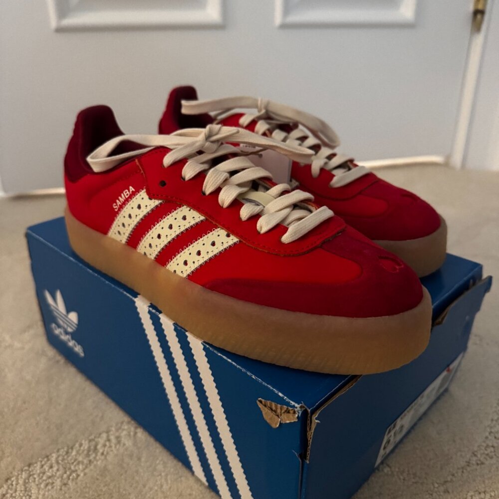 Adidas Samba Red and Cream Sneakers Valentine Heart cutout - Picture 2 of 6